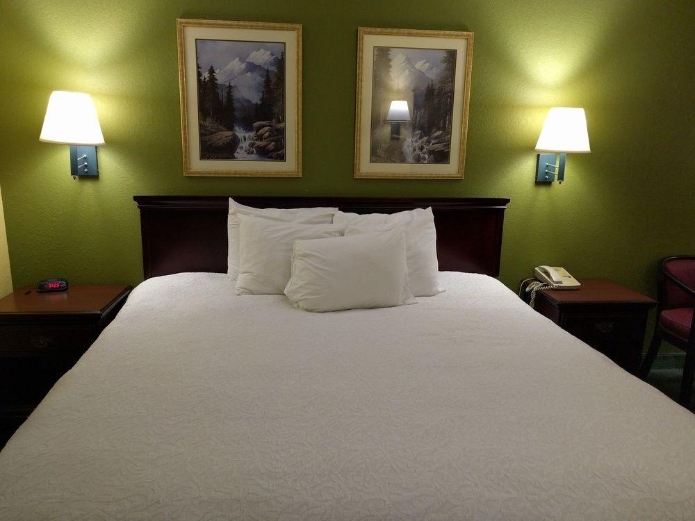 Days Inn By Wyndham Nashville Saint Thomas West Hospital Luaran gambar